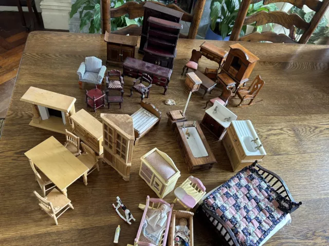 Dolls House Furniture & Access. Joblot Bundle