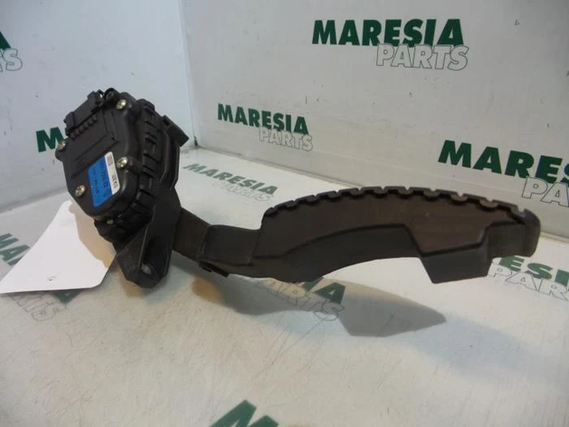 P3228890 Sensore per posizione valvola a farfalla RENAULT Laguna II Grandtour (G) 82000