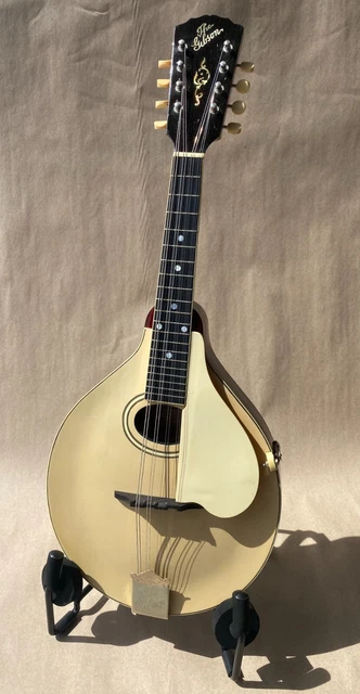 Gibson A3 Mandolin, Whiteface & OHSC. Exc. Cond.!