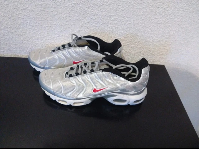 Basket Nike air max plus silver bullet T43