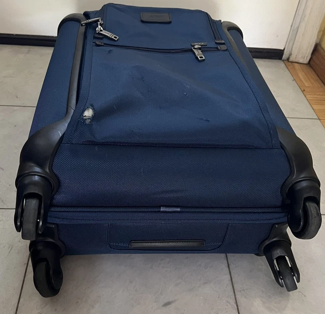 TUMI Alpha Blue 4-Wheel Carry-On 21” luggage 3