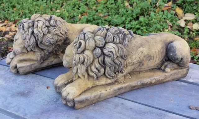 Canova Pair of lions Chatsworth House England stone home or garden ornaments