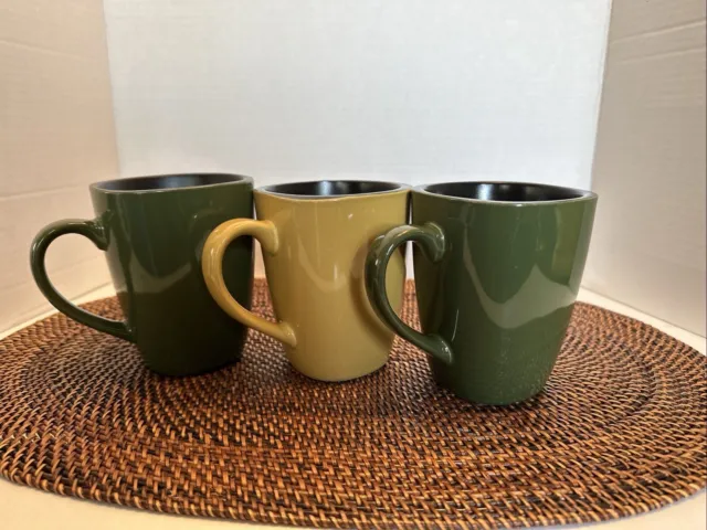 Corelle Hearthstone Stoneware Cups Mugs Bay Leaf Green Turmeric Yellow Set of 3