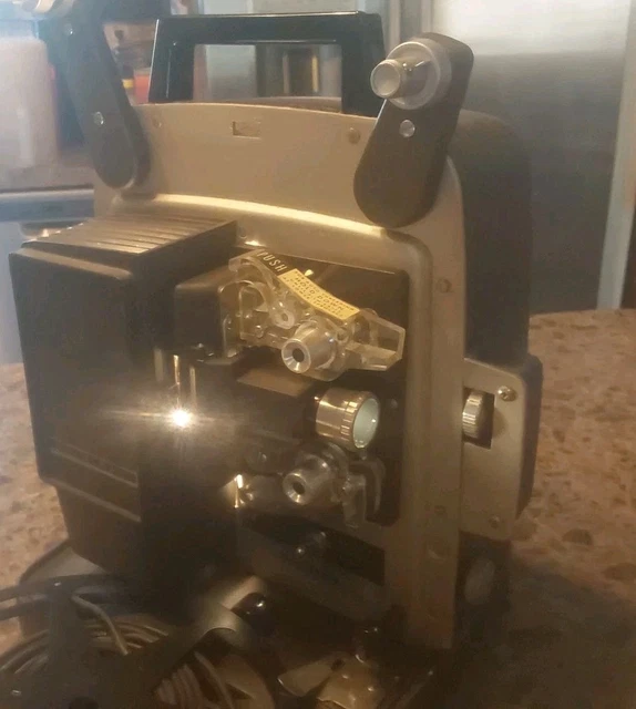 Projecteur de film super 8 heurtier mono-play sonore bon état qui fonctionne - Photo, audio & vidéo