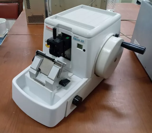 Thermo SHANDON FINESSE 325 Microtome