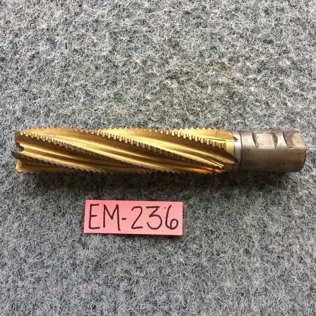 1 1/4 x 8 1/2 Roughing End Mill Spiral / Twist 6 Flute