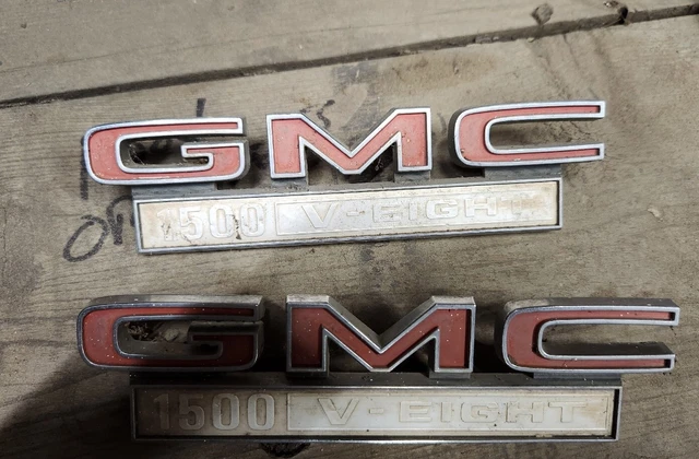 Vtg Hood Ornamet/emblems Vtg Hood Ornamet/emblems