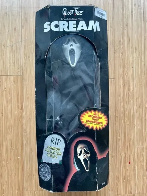 1997 Spencers Gifts Exclusive Scream Ghost Face Doll
