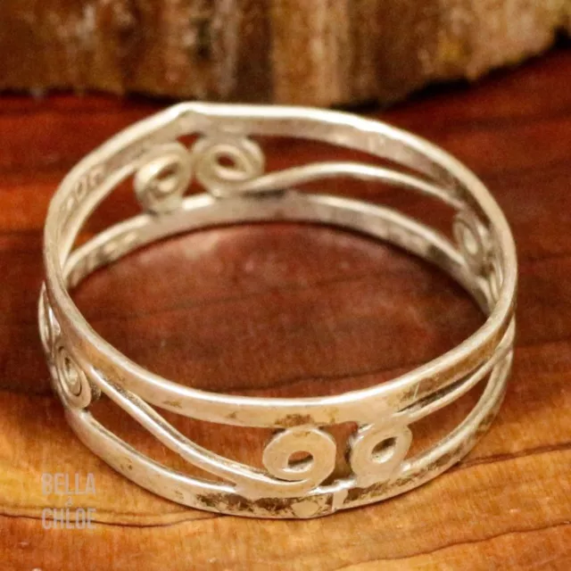 TAXCO, MEXICO 6 mm, DIE CUT SCROLL BAND RING SZ 5, STERLING SILVER (J964)