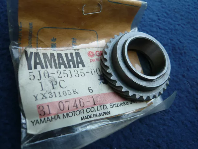 Yamaha DT 80 MX 5J0 Antrieb Drive Tachoantrieb Tachoschnecke Vorderrad Rad