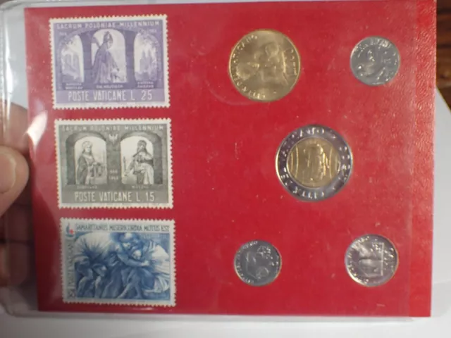 Vatican Souviner Pope Paul VI - coins and stamps