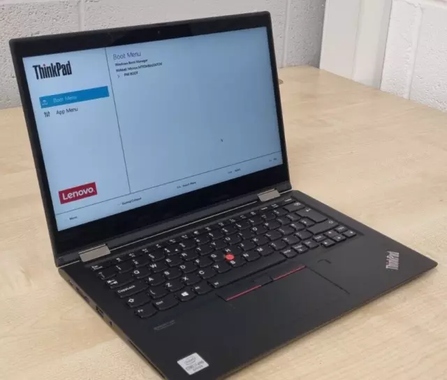 Lenovo ThinkPad X13 Yoga Gen 1 i7 10610U 16GB 256GB NVMe WIFI Laptop CRACKSCREEN