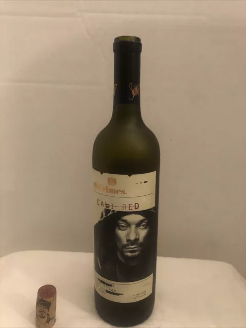 19 Crimes EMPTY Wine Bottle with SNOOP DOGG label. Cali Red. Cork included