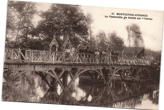CPA Montgeron Crosnes-La Passerelle de Senlis sur l'Yerres (180750)