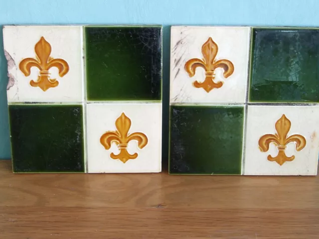 2 ANTIQUE 6 x 6" FLEUR DE LIS GREEN & CREAM TILES BOTTLE OLD FIREPLACE LEYS