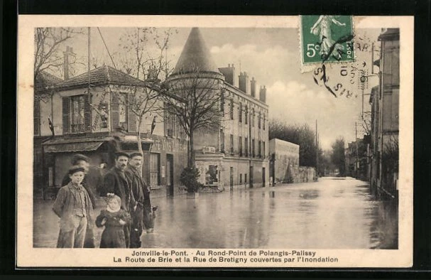 CPA Joinville-le-Pont, Inondations 1910, La Route de Brie 1910