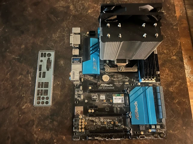 Z97 MOTHERBOARD COMBO: Intel i7 4790K w/ Cooler + 16GB RAM +