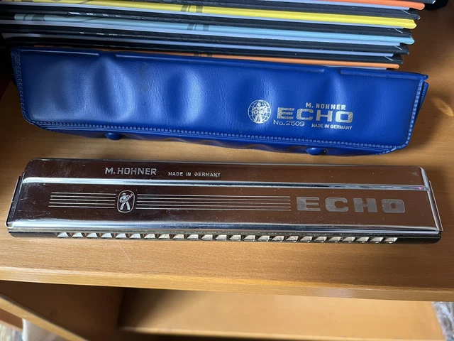 Harmonica  Hohner 2509  Echo avec pochette excellent état !