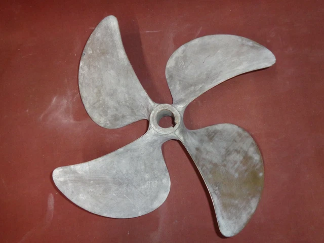 Propeller Bronze 4 blade 19L x 28 x 1 5/8" Shaft  (*1001EB)