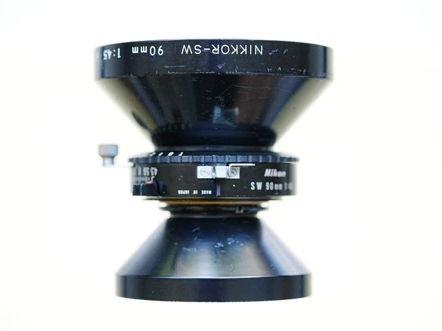 フィルムカメラ Nikon Nikkor-SW 90mm F4.5 Copal Nikon Nikkor-SW 90mm F4.5 Copal フィルムカメラ Nikon Nikkor