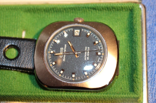 Ancienne montre femme VINTAGE PAX Mecanique - métal Argenté Ancienne montre femme VINTAGE PAX Mecanique - métal Argenté