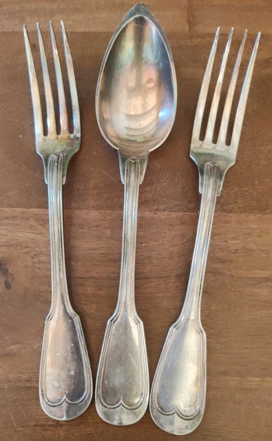 Lot De Couverts Christofle – Saupoudreuse, Cuillère Et Fourchette – Argent Signé