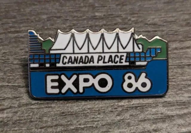 World "Expo 86" Vancouver, British Columbia "Canada Place" Souvenir Lapel Pin