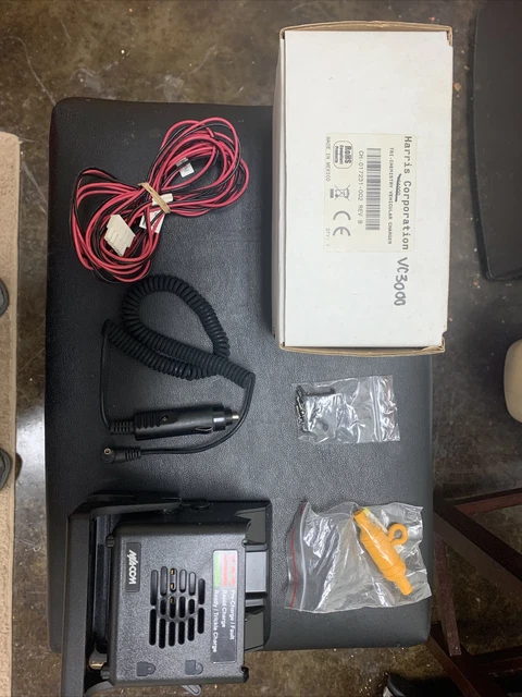 Harris VC3000 Tri-Chemistry Vehicle Car Charger