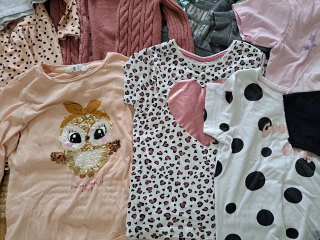 Huge BUNDLE of GIRLS CLOTHES age 5-6 years TSHIRTS leggings robe, jumpers 5