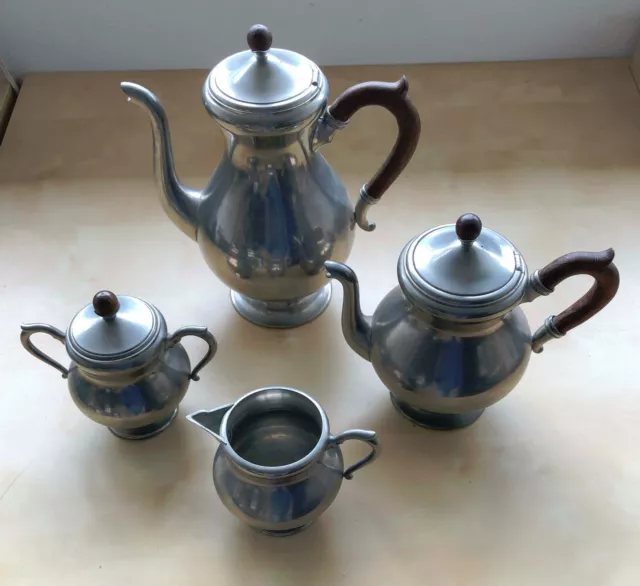 Royal Holland Pewter , Daaderop, KMD Tea And Coffee 5 pc Set, made in Holland