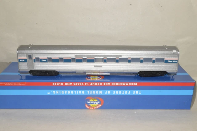 HO scale Athearn RTR Amtrak phase 4 streamlined passenger car train DINER