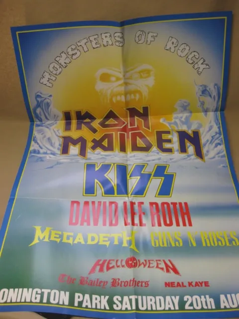 Iron Maiden - The Evil That Men Do ~ 12" Vinyl / Poster Bag ~ 12EMS 64
