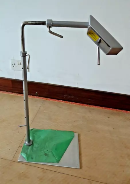 Soporte de trabajo inferior vintage con abrazadera. Base pesada. 1986. Sin usar