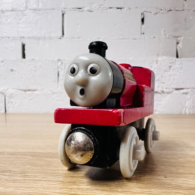 SURPRISED RHENEAS THOMAS the Tank Engine & Friends Wooden Railway ...