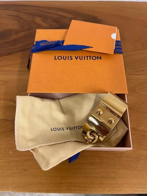 Louis Vuitton Armkette Bracelet LV & me m00084