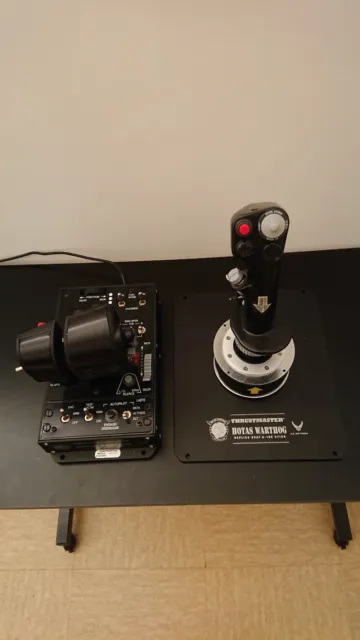 En ligne - Thrustmaster Hotas Warthog - Throttle pour PC