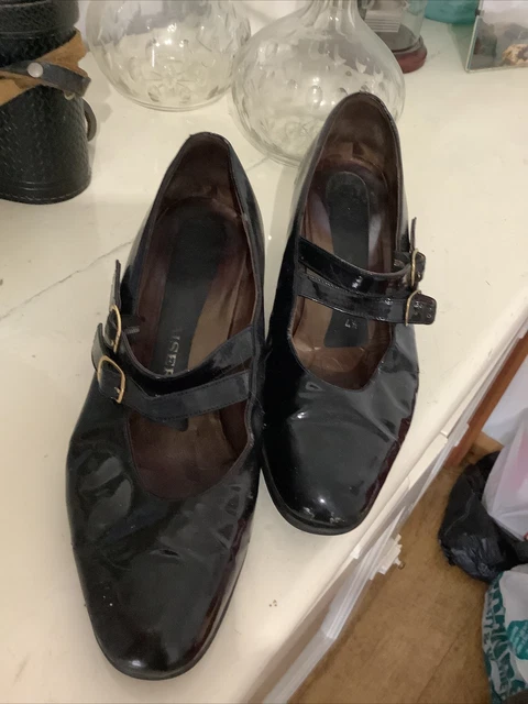 Scarpe vintage donna. Pelle patinata nera. Taglia 4 1/2.