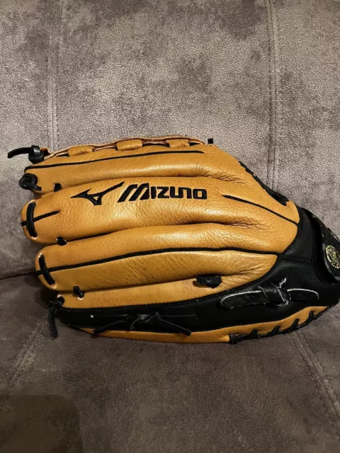 Mizuno Supreme Series Professional Model 13" RHT Baseball Glove GSP 1300T