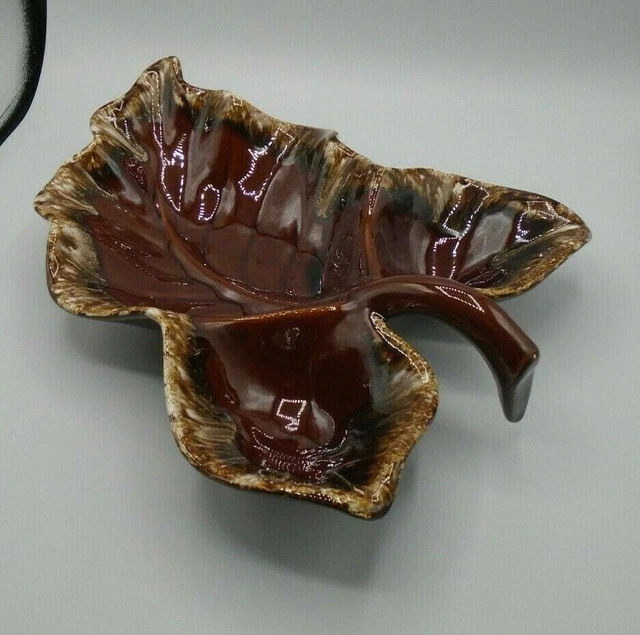 Vintage Hull Pottery Brown Drip Glaze Large Oven Proof Leaf Divided 14” Dish USA