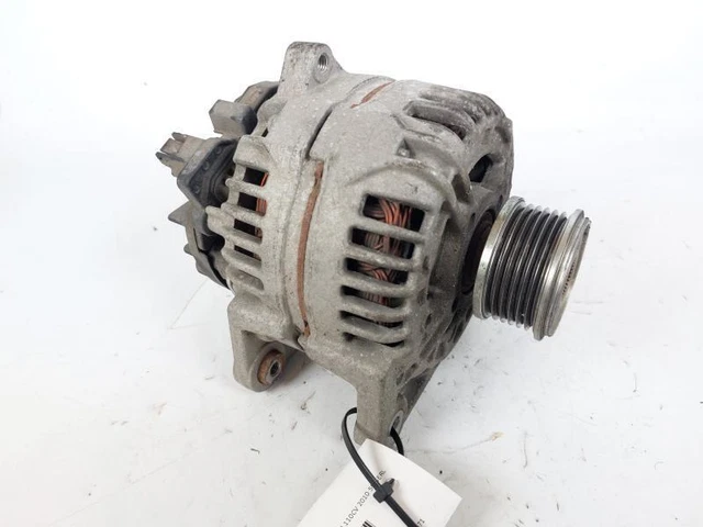Alternateur Renault CLIO III 1.5 DCi - 120AH 12V BOSCH - Réf 0124425071 8200660033 - Occasion