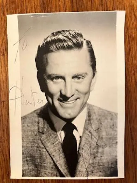 RARE EARLY VINGAGE 3x5 INSCRIBED PHOTO BY ICONIC ACTOR KIRK DOUGLAS