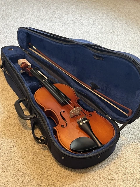 SUZUKI VIOLIN NO. 220 1/8 No strings, with case, used from