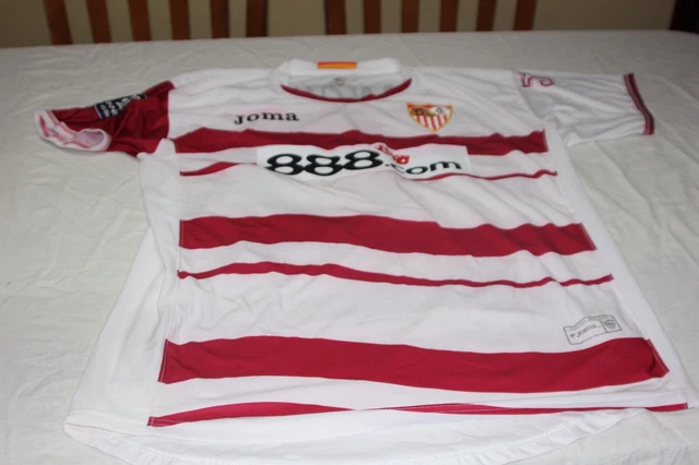 La camiseta Adidas regresa al Sevilla FC tras 42 años