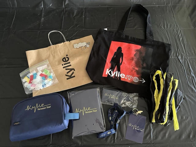 KYLIE MINOGUE VIP Aussie Kiss Me Once Tour - Program
