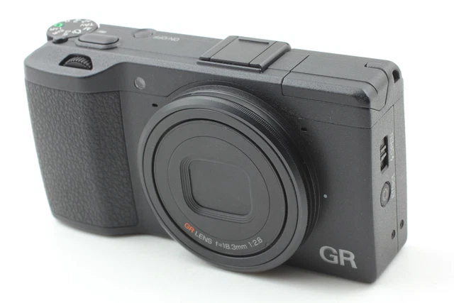 [MINT] Ricoh GR 16.2MP APS-C CMOS Sensor Compact Digital Camera From JAPAN 3