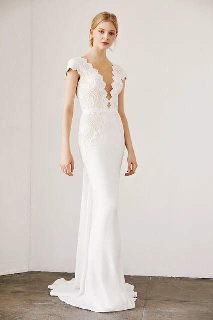 Tadashi Shoji - Basilah V-Neck Lace/Crepe Wedding Gown Size 10, ivory Tadashi Shoji - Basilah V-Neck Lace/Crepe Wedding Gown Size 10, ivory