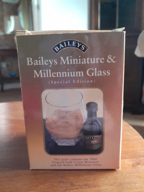 Baileys Irish Cream Millennium Special Edition Tumbler Glass & Miniature BOXED