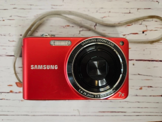 Samsung PL200 14.2MP Digital Camera - Red With Charger, Battery
