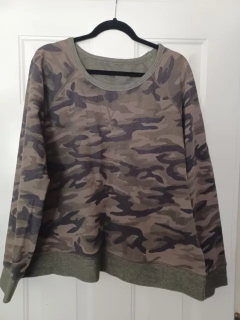 Women's Camo Print Top