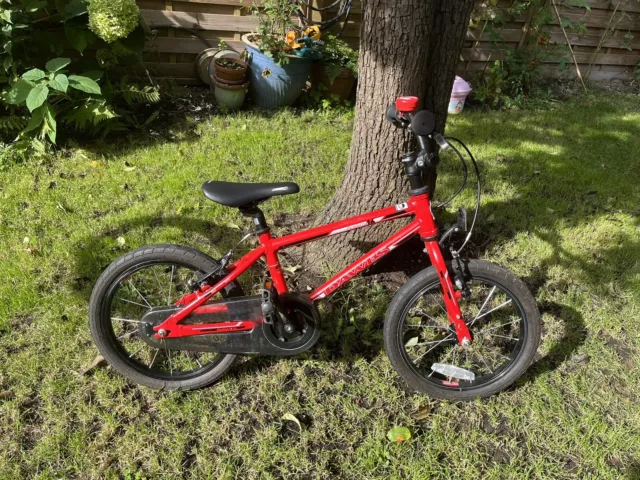 CHILDREN S BIKE RED Dawes Academy 16 collection from Chiswick West London 49.00 PicClick UK